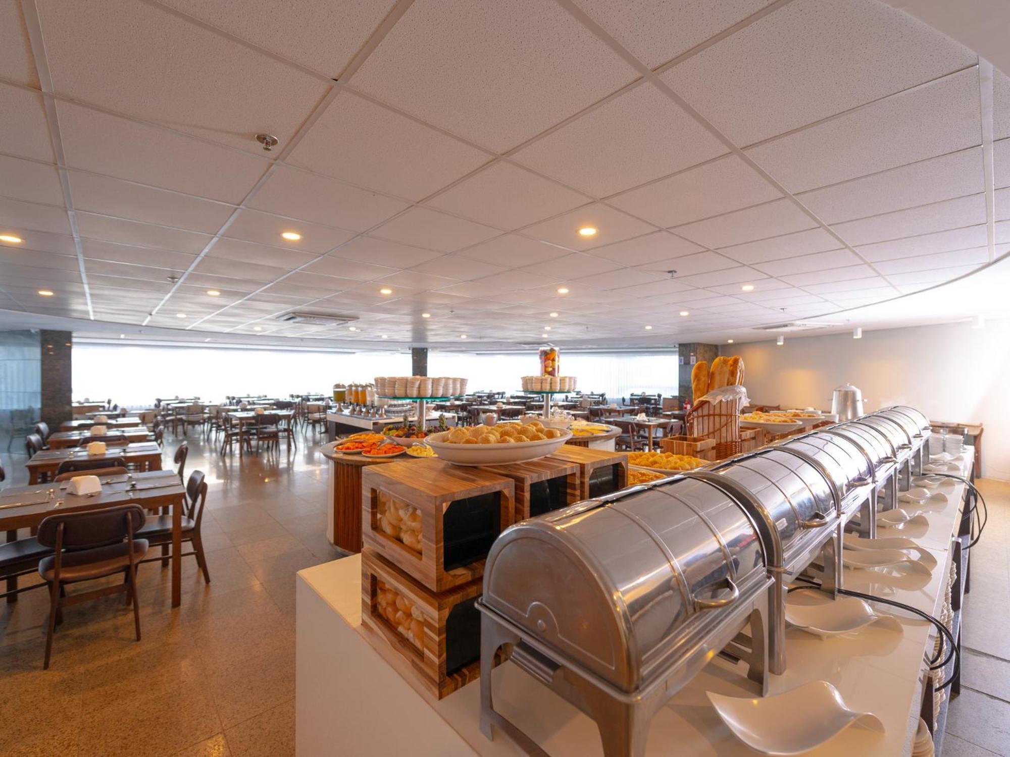 Ocean Palace All Inclusive Premium Natal Eksteriør bilde The buffet at the airport